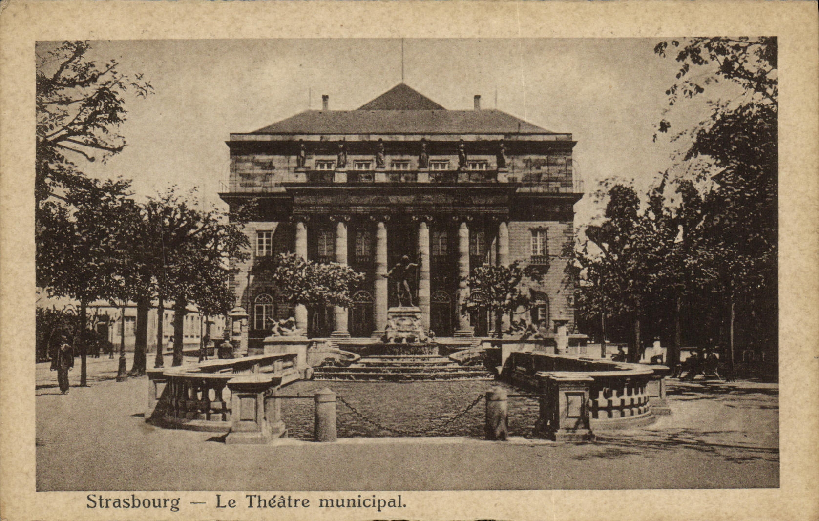 CPA Strasbourg Le Theatre Municipal