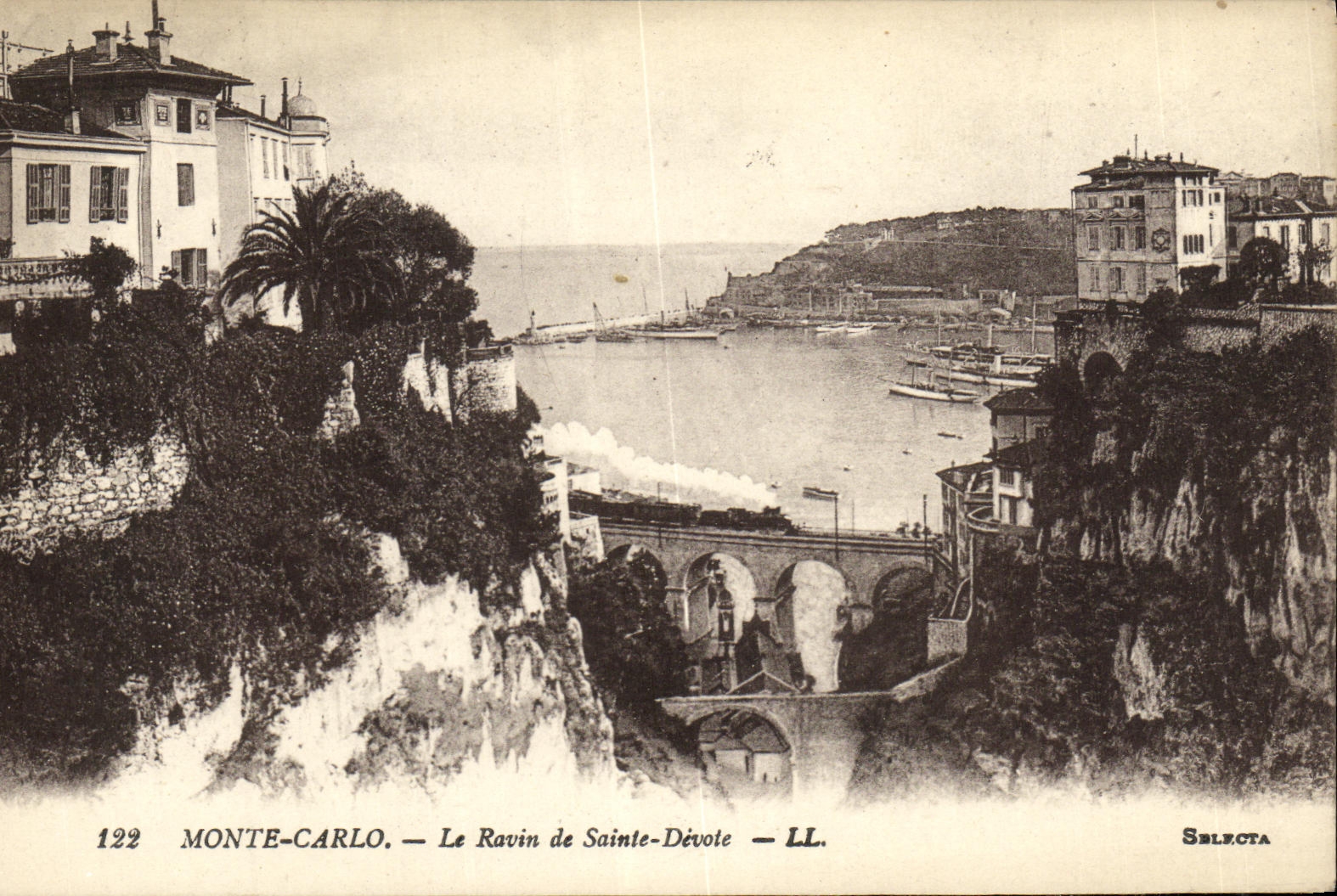 CPA Monte Carlo Le Ravin de Sainte Devote Train
