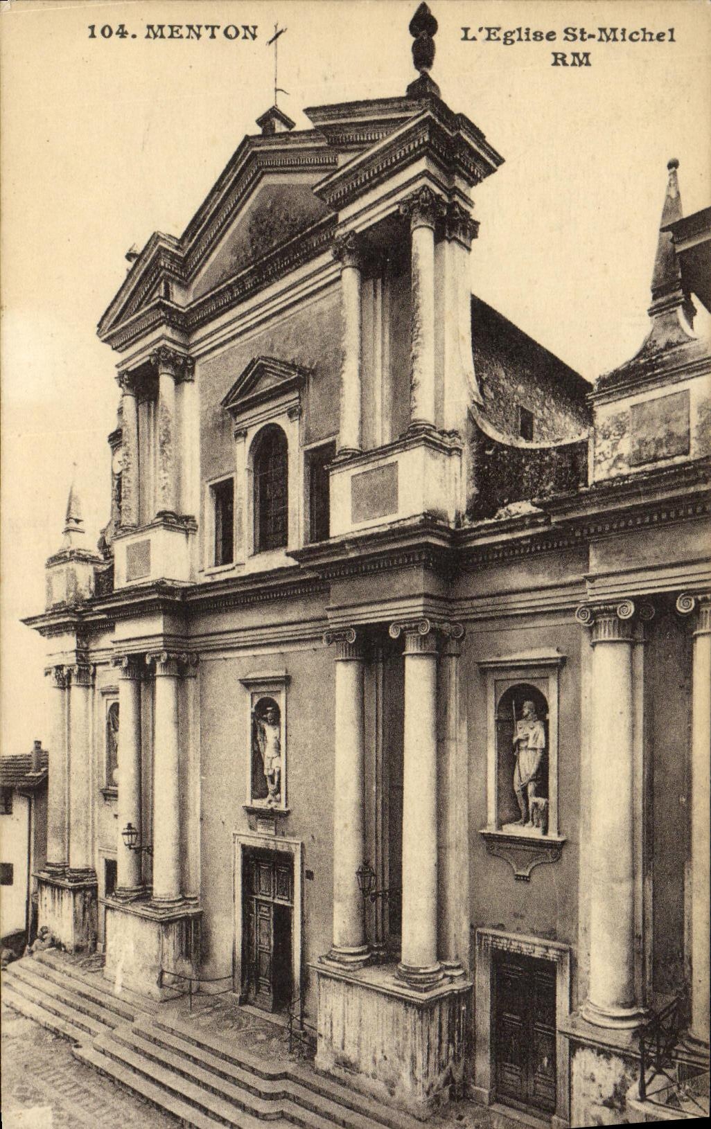 CPA Menton L Eglise St Michel 
