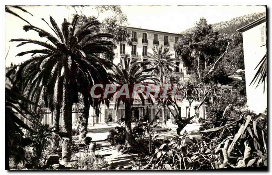 CPM Menton Garavan Hotel Britania et Veau Site son Parc