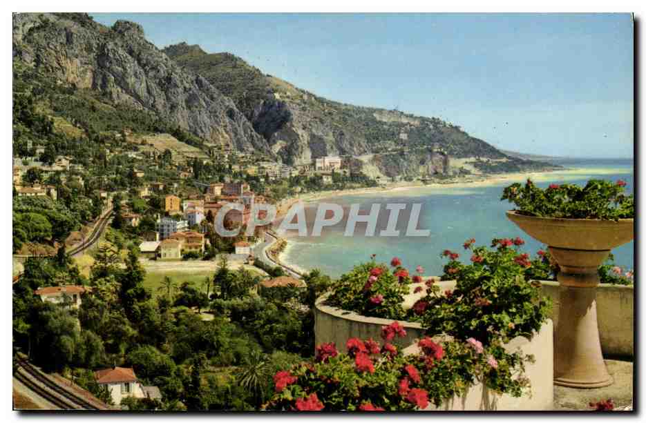 CPA Les Sites Merveilleux de la Cote d Azur Of Menton Vue prise de Garavan la frontiere et l ltalie
