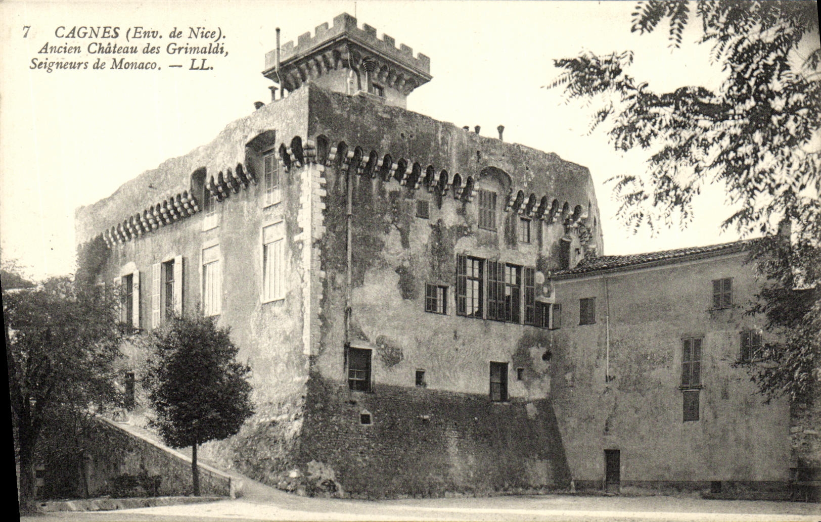 CPA Cagnes Ancien chateau des Grimaldi Seigneurs de Monaco