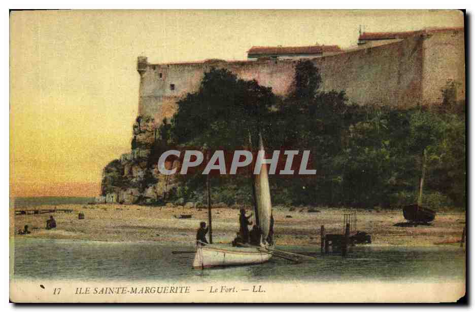CPA Ile Sainte Marguerite Le Port Bateau