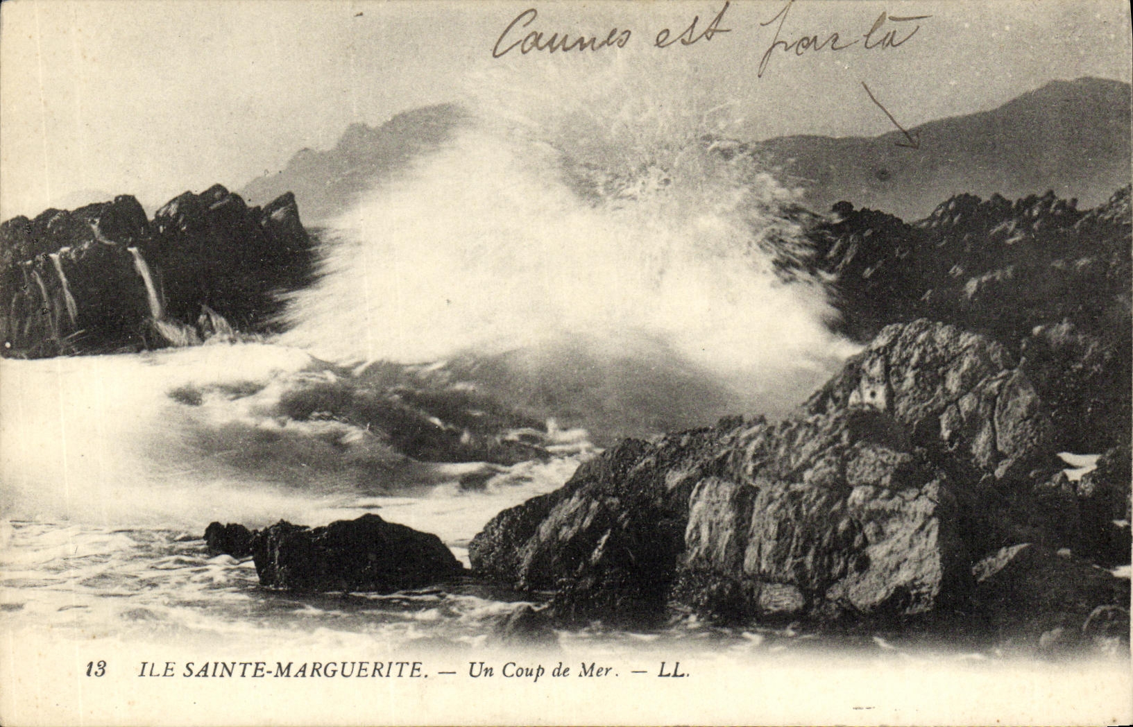 CPA Ile Sainte Marguerite Un coup de Mer