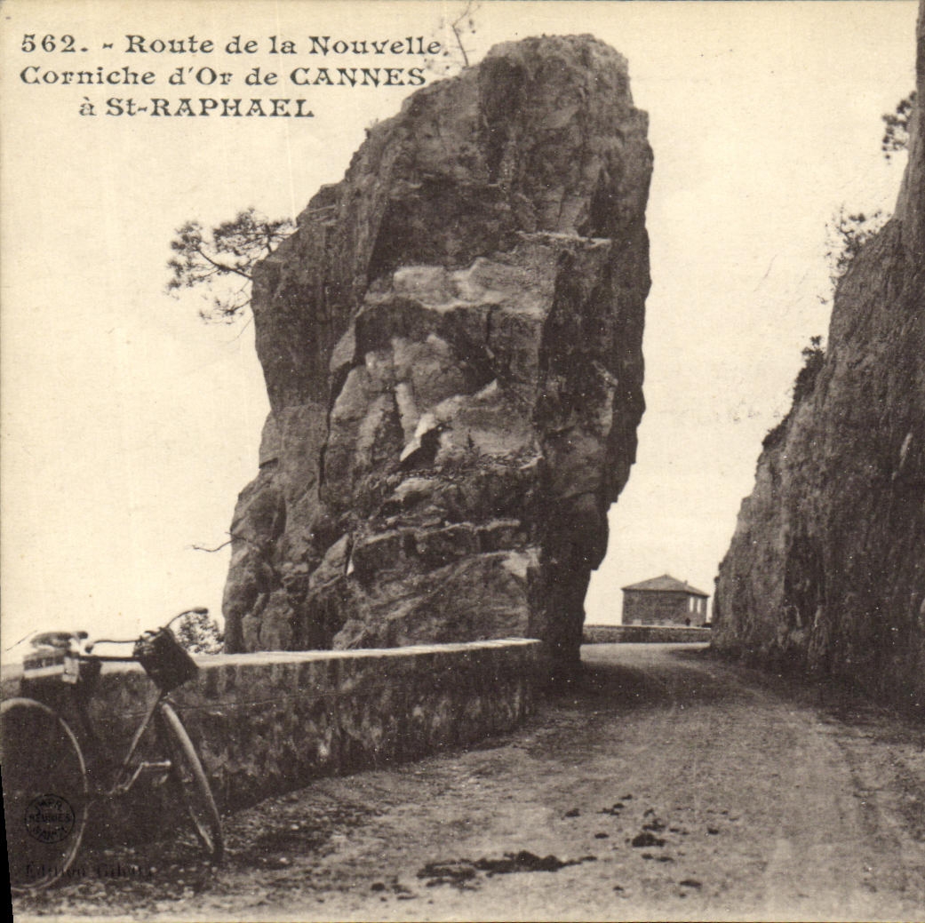 CPA Route de la Nouvelle Corniche d Or de Cannes a St Raphael