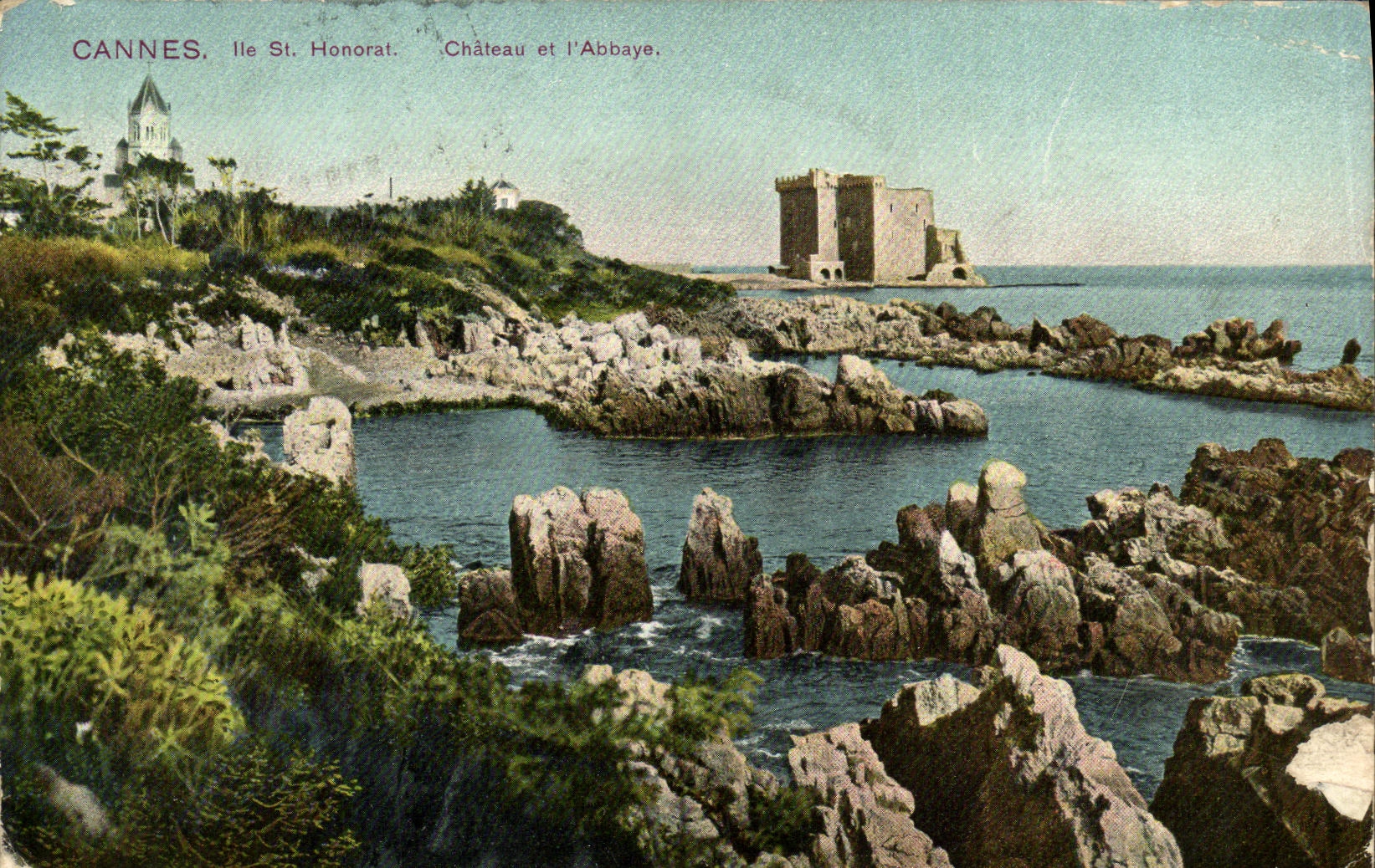 CPA Cannes Ile St Honorat Chateau et l Abbaye