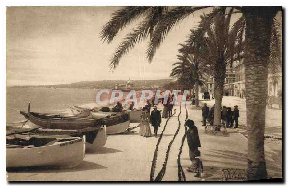 CPA Nice La Promenade des Anglais et le Palais de La Jetee Bateaux