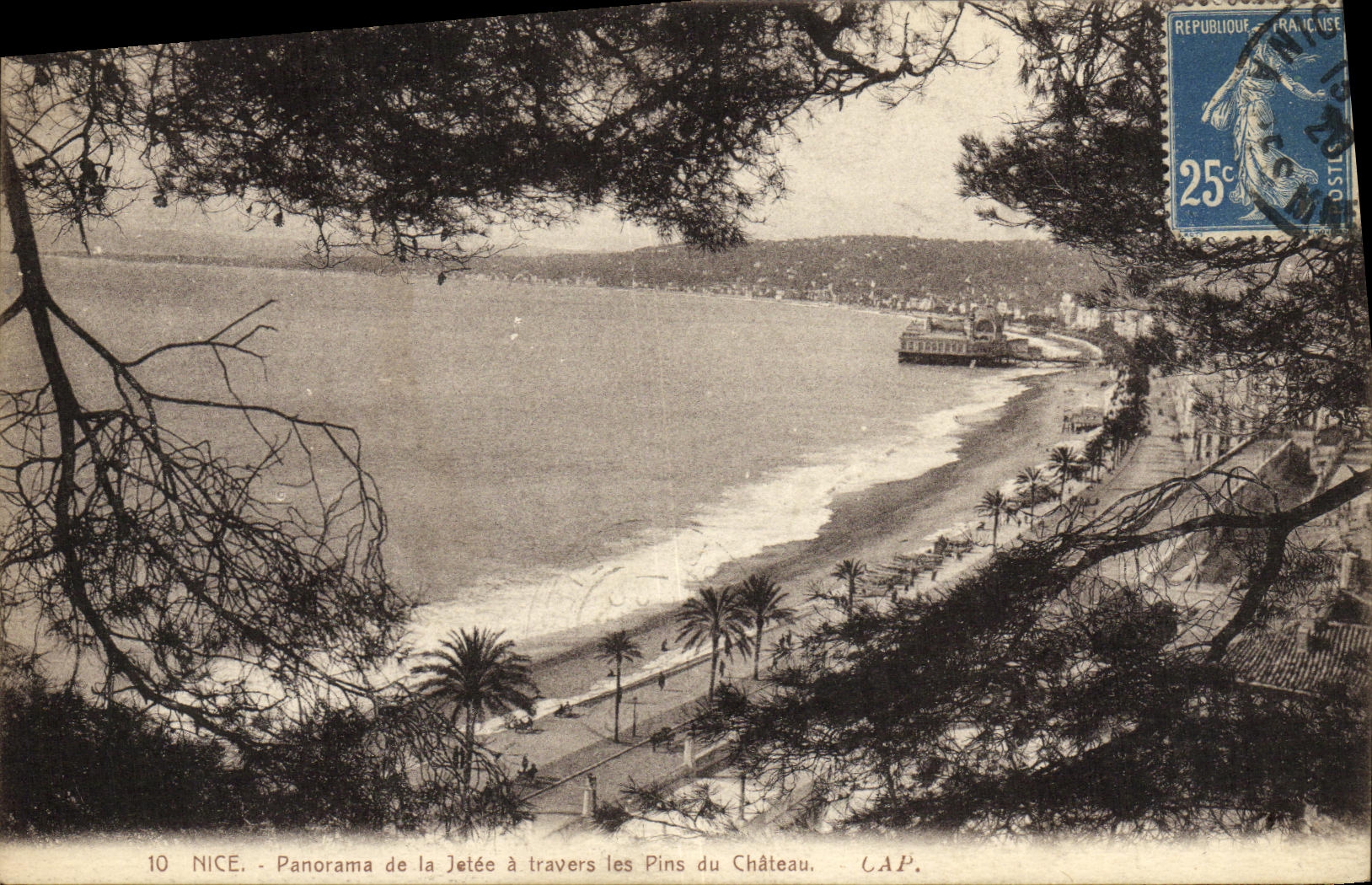 CPA Nice panorama de la jetee a travers les pins