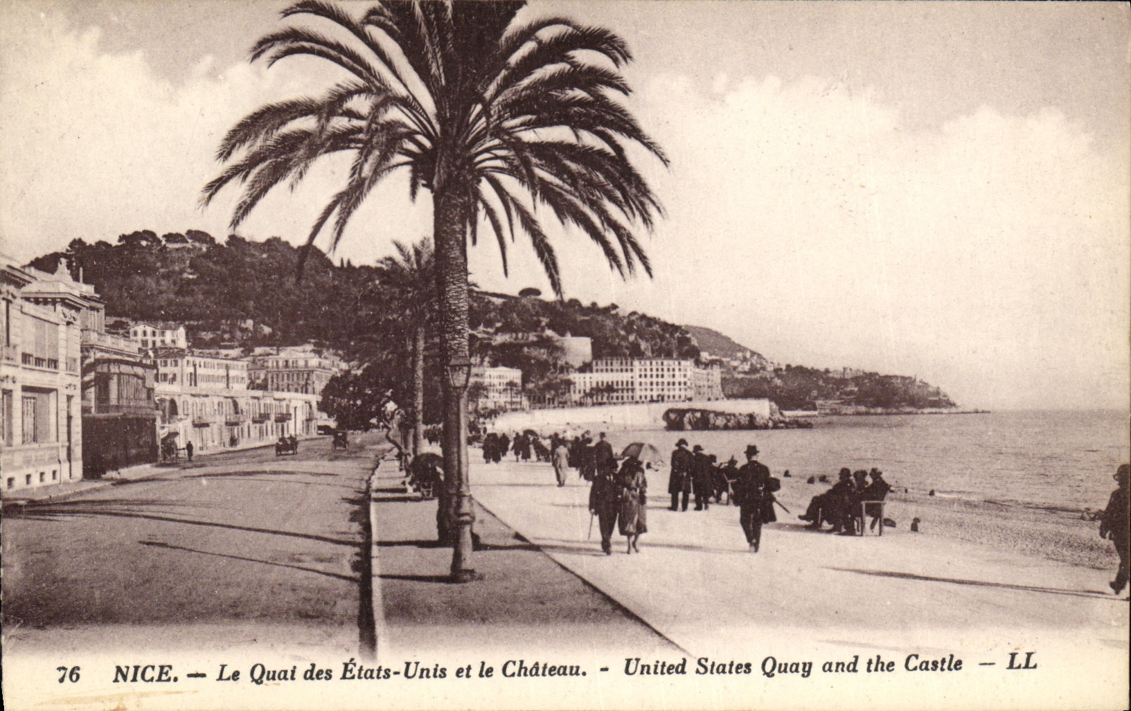 CPA Nice Le Quai des Etats et le Chateau 