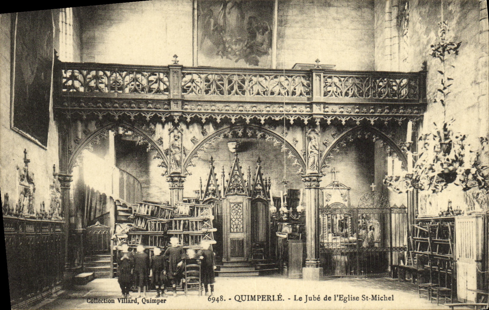 CPA Quimperle Le Jube de L Eglise St Michel Enfants