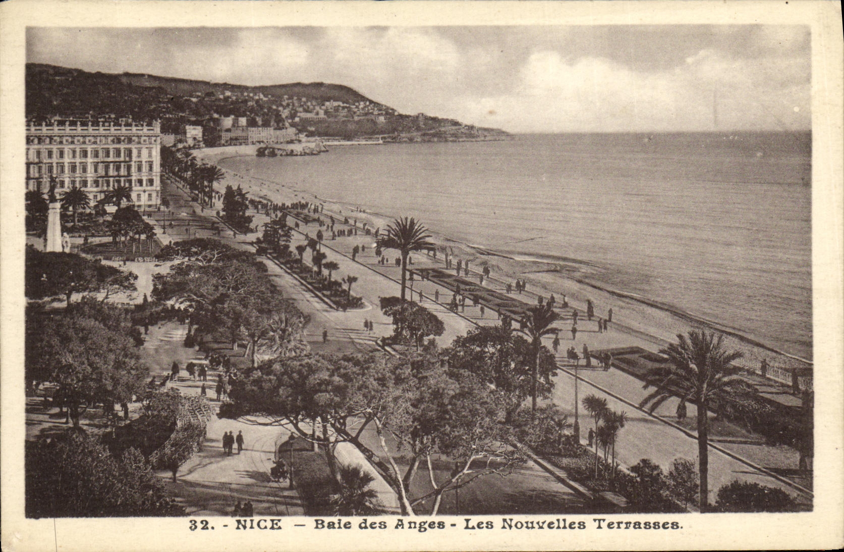 CPA Nice Baie des Anges Les Nouvelles Terrasses 