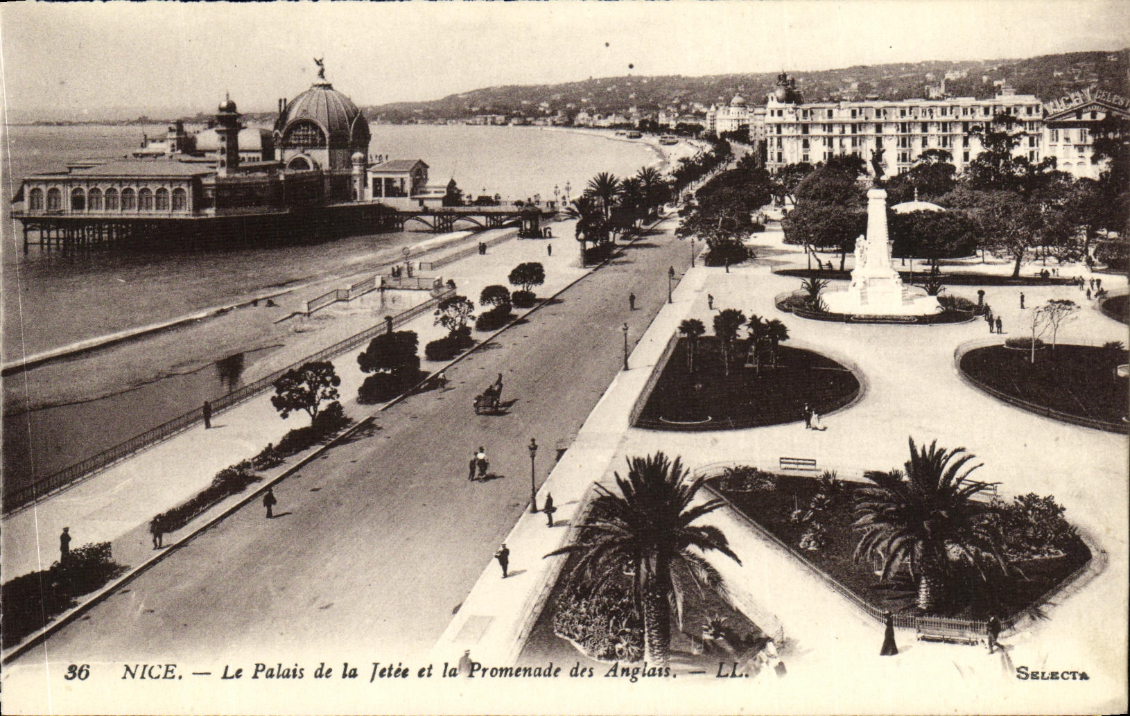 CPA Nice Le Palais de la Jetee et la Promenade des Anglais
