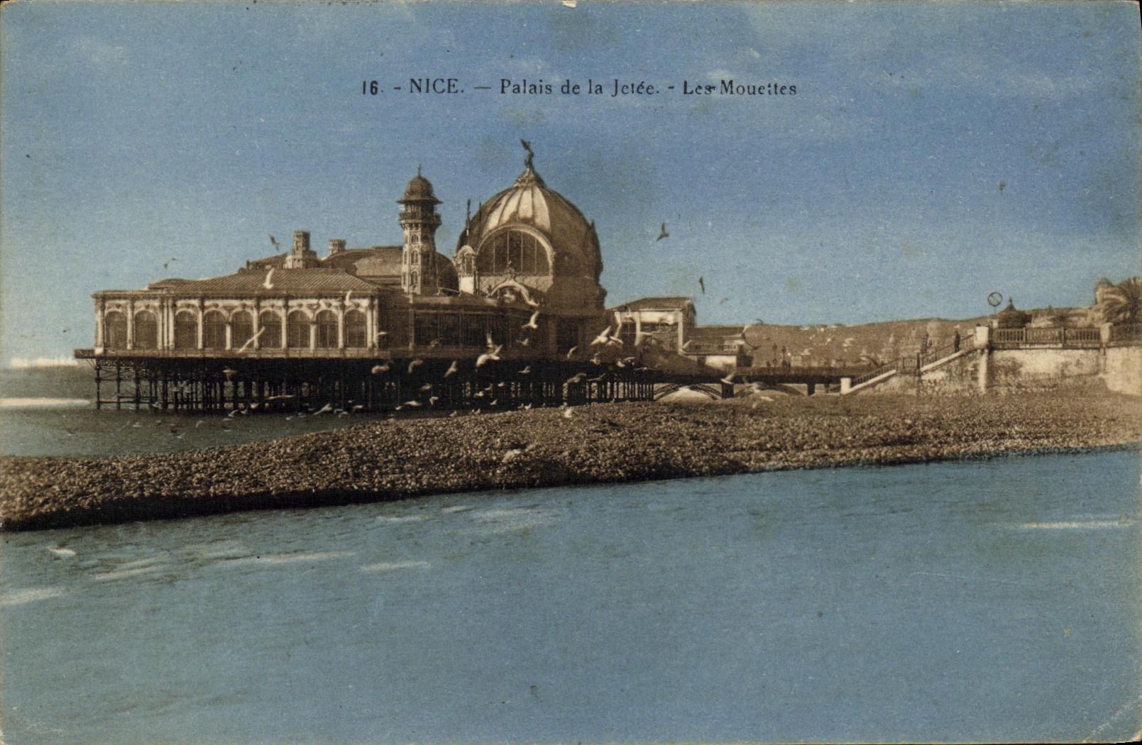 CPA Nice Palais de Jetee Les Mouettes