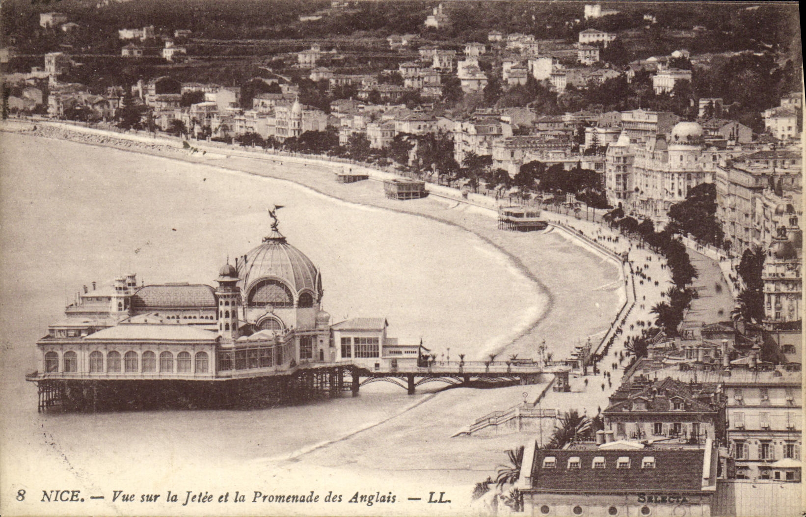 CPA Nice Vue sur la Jetee et la Promenade des Anglais