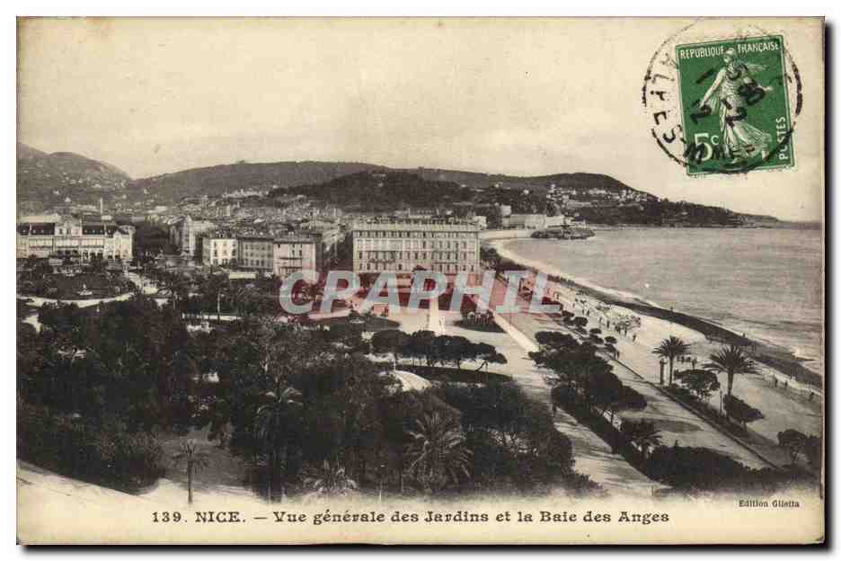 CPA Nice Vue generale des Jardins et la Baie des Anges