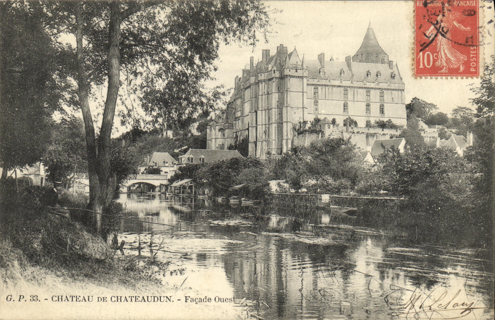 CPA Chateau de Chateaudun Facade Ouest Pecheur Peche