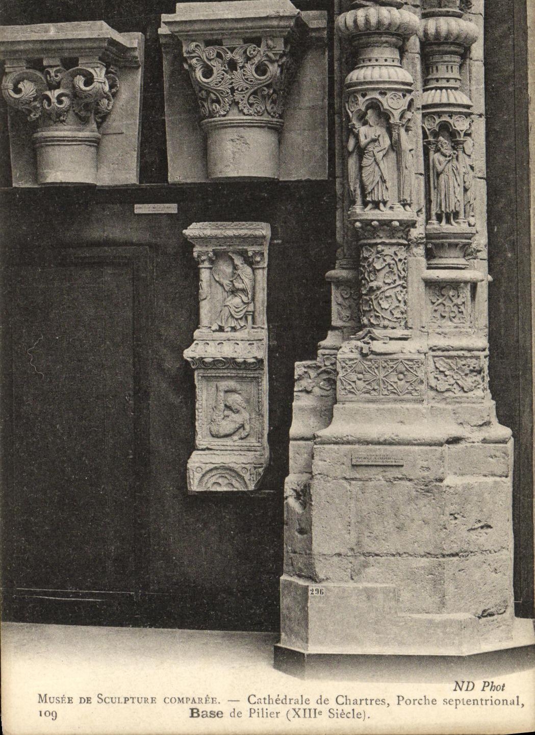 Base de pilier — Cathédrale de Chartres, Porche septentrional — Musée de Sculpture Comparée, n°109