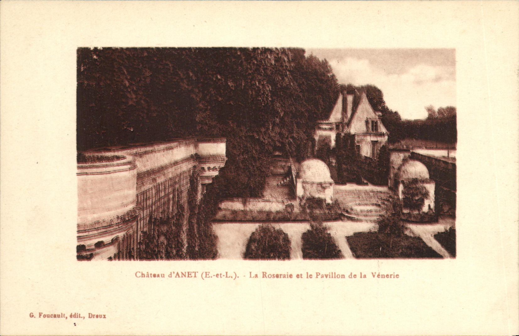 Château d'ANET (E.-et-L.) - La Roseraie et le Pavillon de la Vénerie