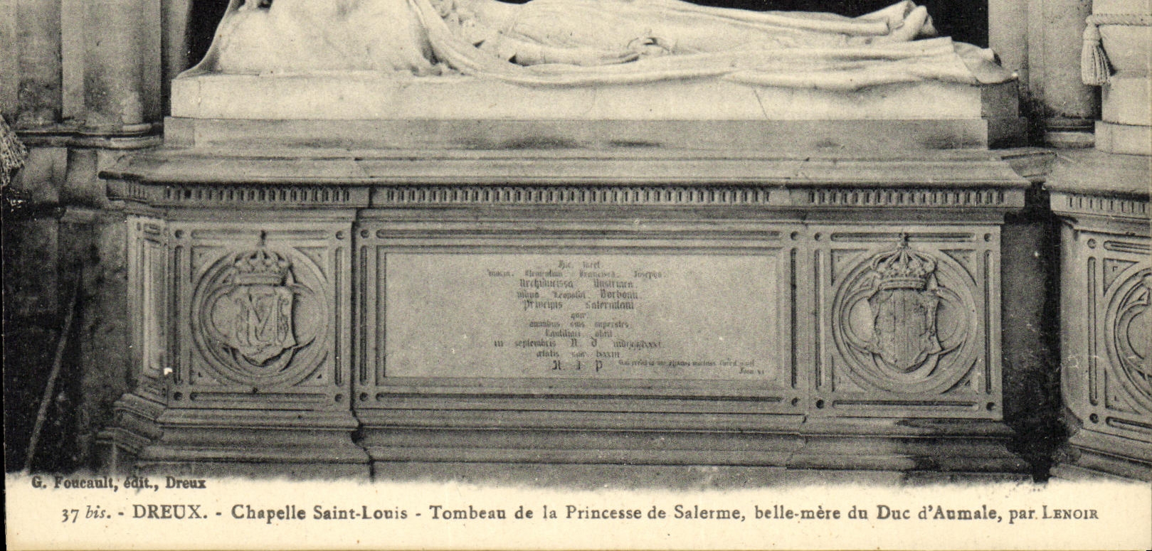 Chapelle Saint-Louis - Tombeau de la Princesse de Salerme, belle-mère du Duc d'Aumale — G. Foucault, Dreux, n° 37 bis