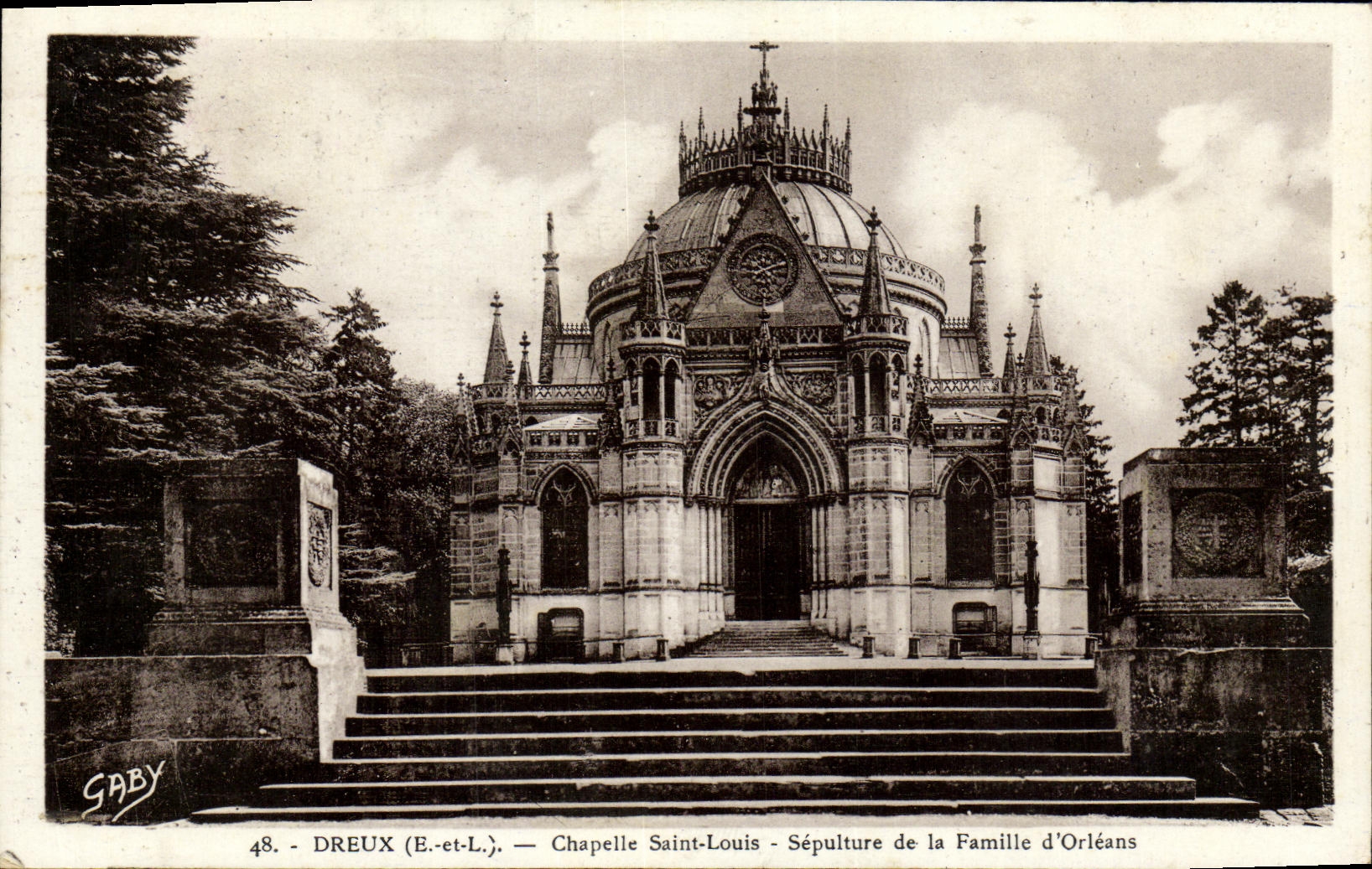 Dreux (E-et-L.) — Cappella di San Luigi — Sepoltura della Famiglia d'Orléans