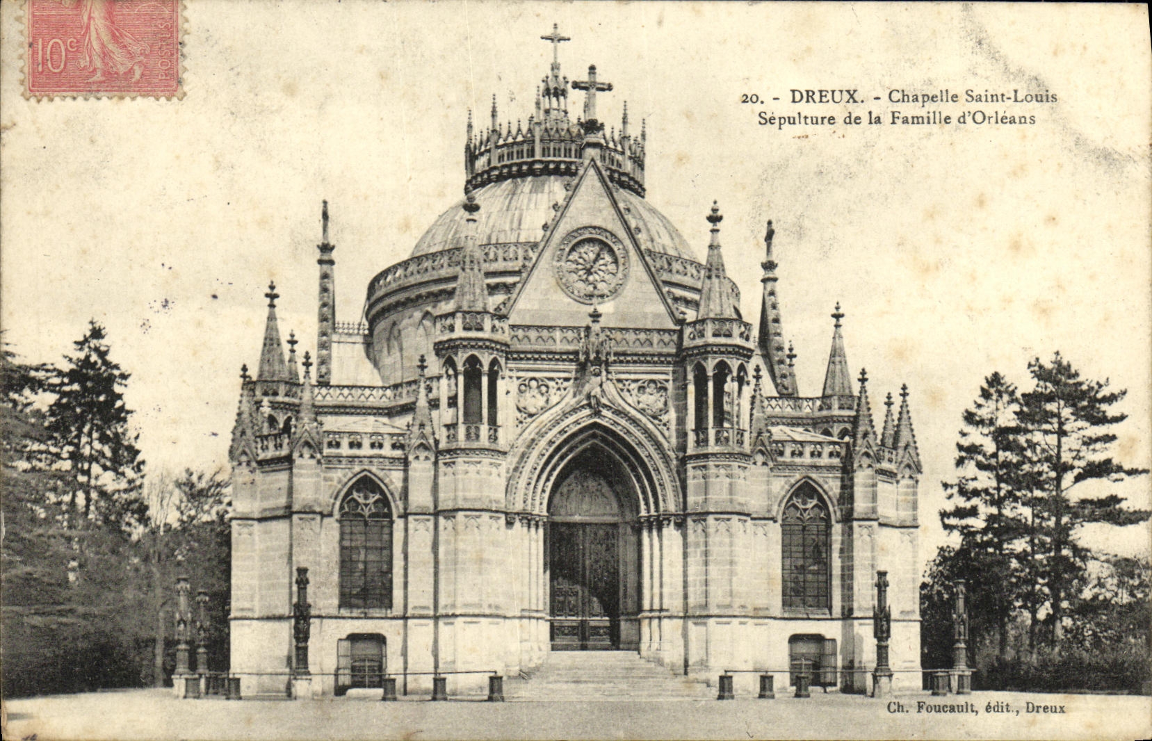 CPA Dreux Chapelle Saint Louis Sepulture de la Famille d Orleans