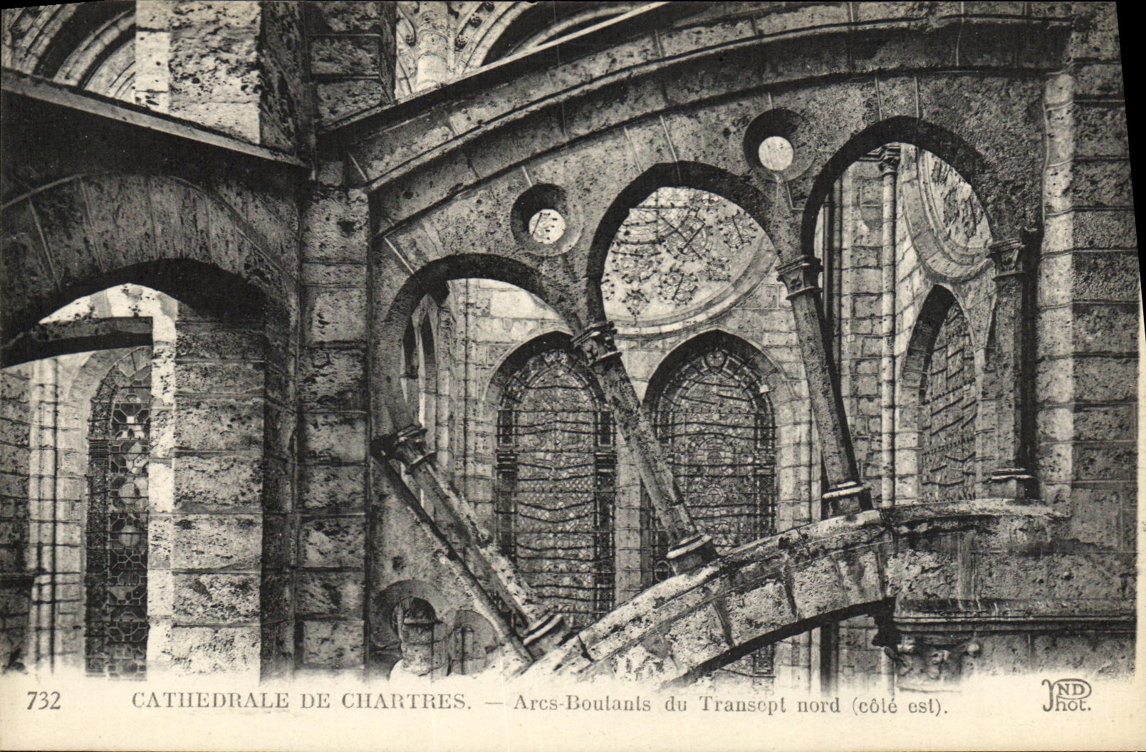 Cathédrale de Chartres — Arcs-Boutants du Transept nord (côté est)
