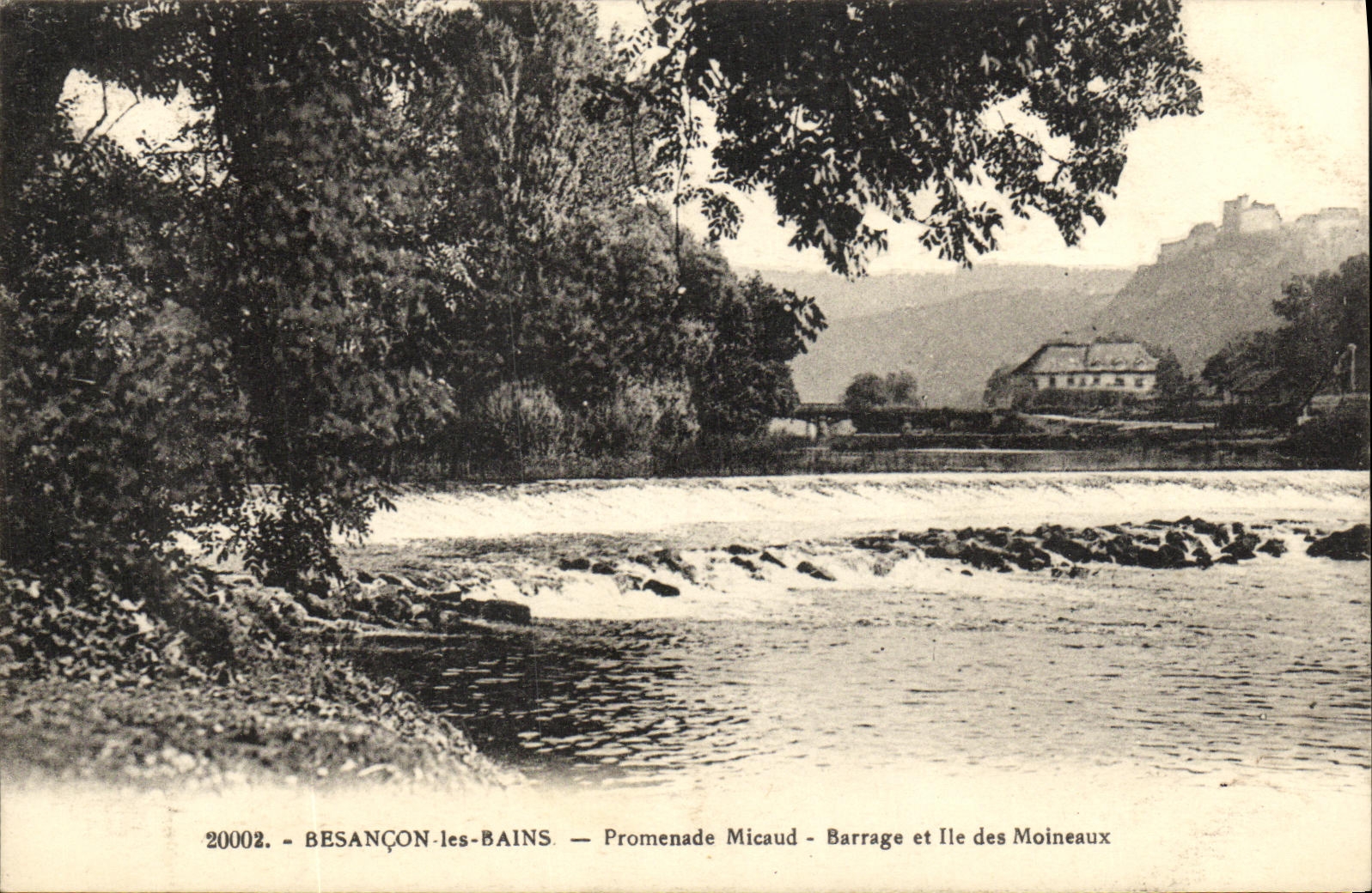 Besançon-les-Bains — Promenade Micaud - Barrage et Île des Moineaux