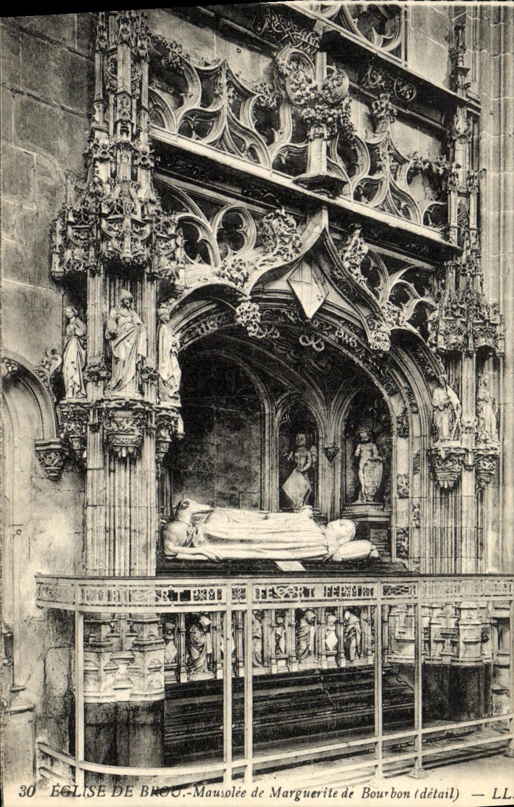 Église de Brou - Mausolée de Marguerite de Bourbon (détail) — LL