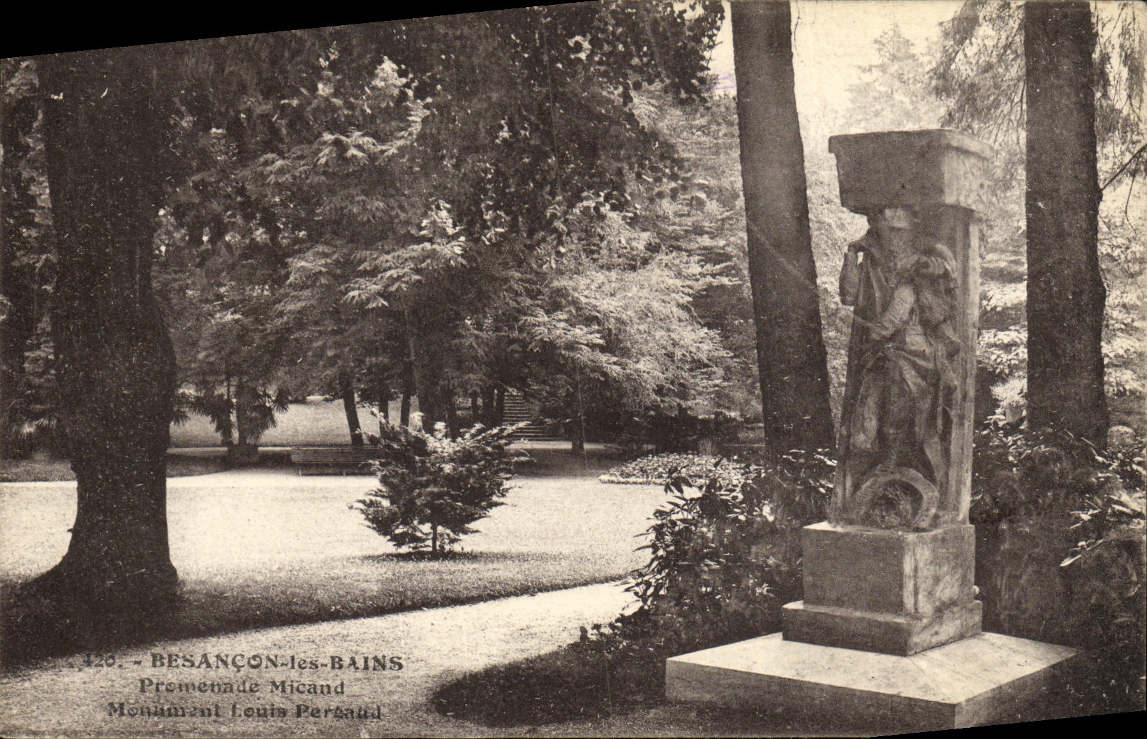 Besançon-les-Bains — Promenade Micand — Monument Louis Pergaud