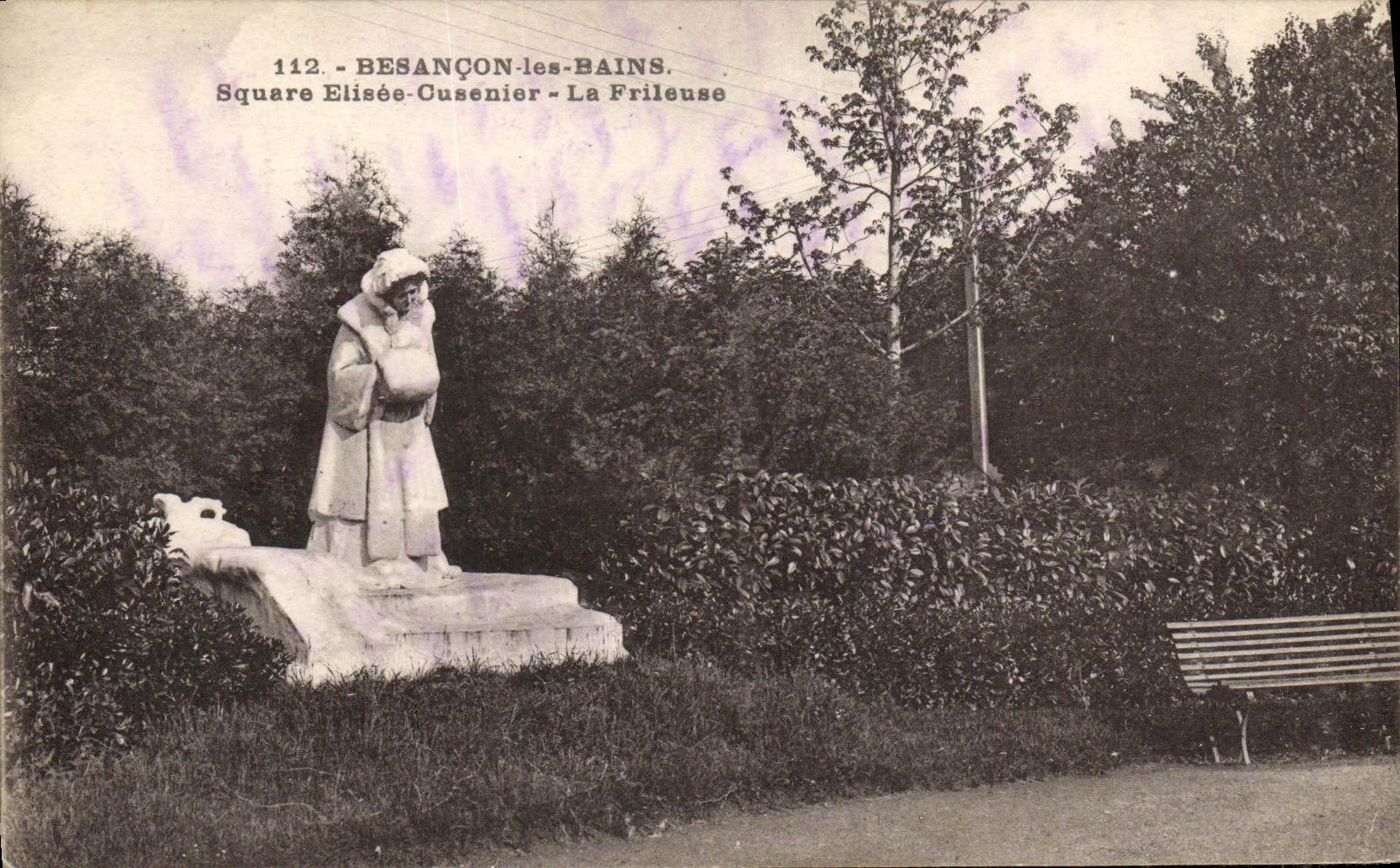 CPA Besancon Les Bains Square Elisee Cusenier La frileuse