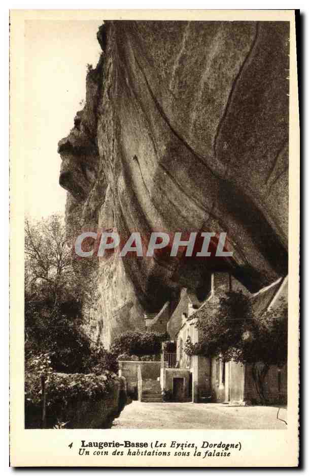 Laugerie-Basse (Les Eyqies, Dordogne) — Un coin des habitations sous la falaise — Phototypie-Hélios, France