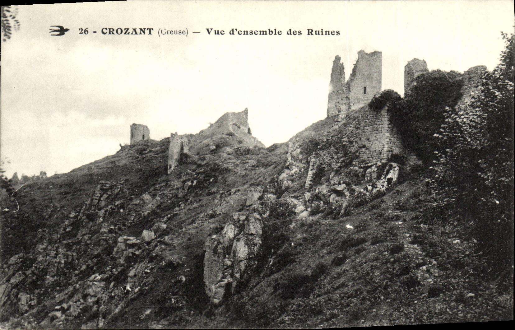 Crozant (Creuse) — Vue d'ensemble des Ruines — Éditeur inconnu, n° 26