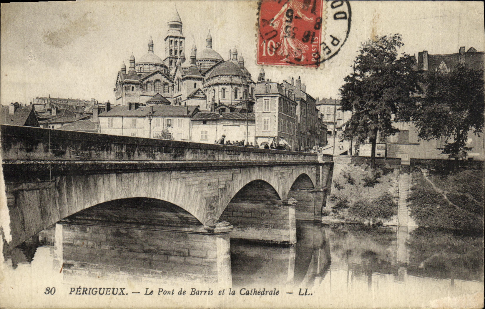 Périgueux — Le Pont de Barris et la Cathédrale — LL.