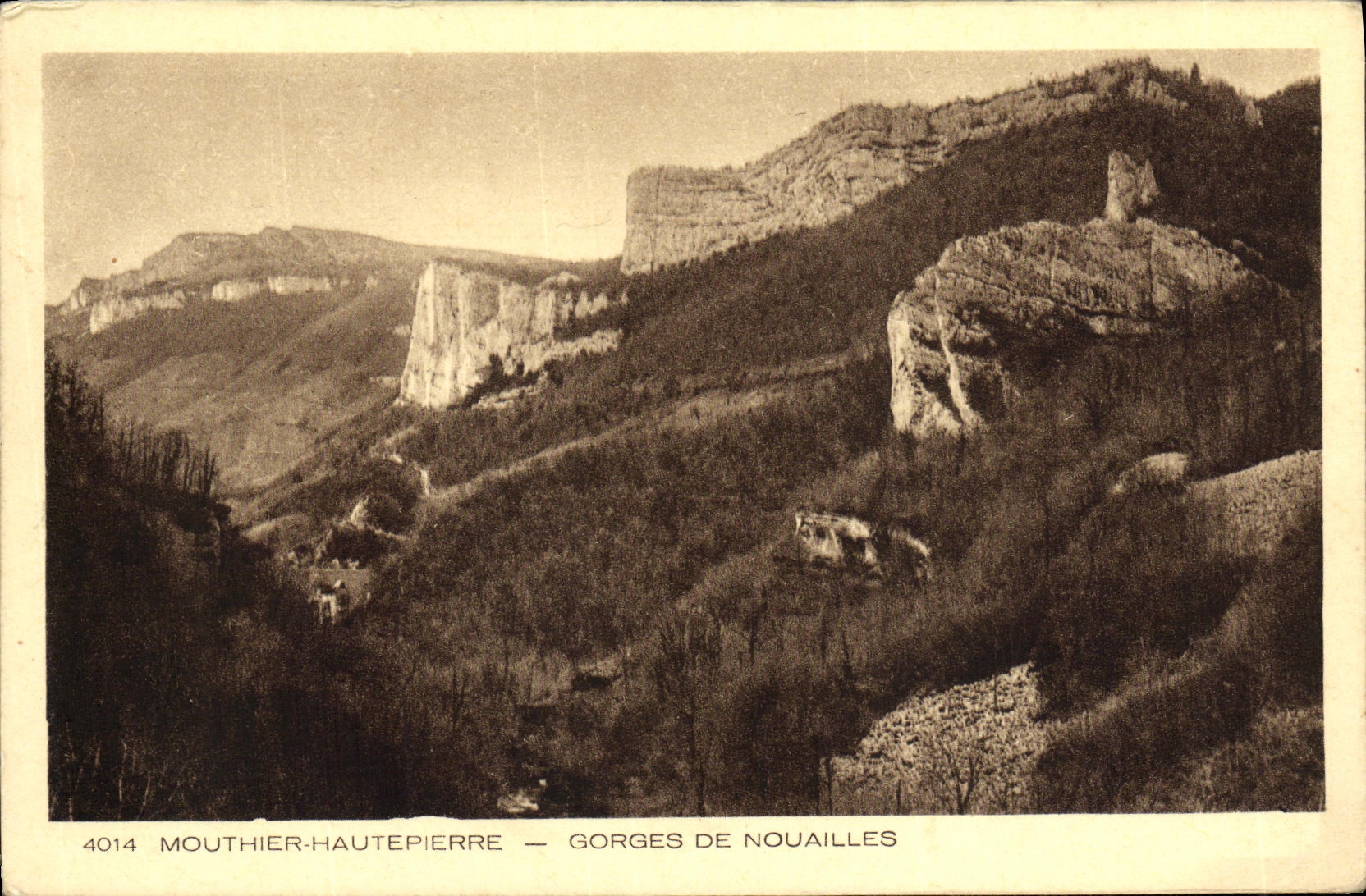 CPA Mouthier Hautepierre Gorgesde Nouailles