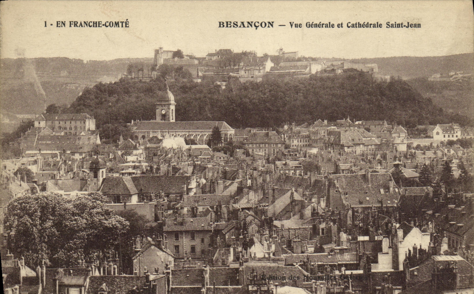 Besançon — Allgemeine Ansicht und Kathedrale Saint-Jean — Édition des Pleuvelles