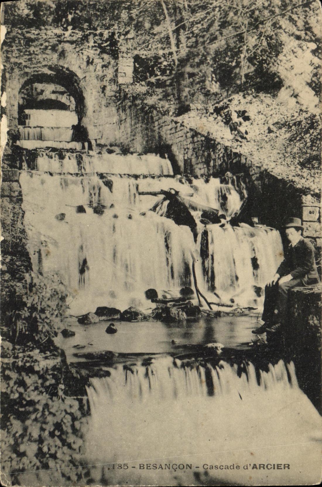 Besançon - Cascade d'Arcier — éditeur inconnu, n° 80 - Anverso