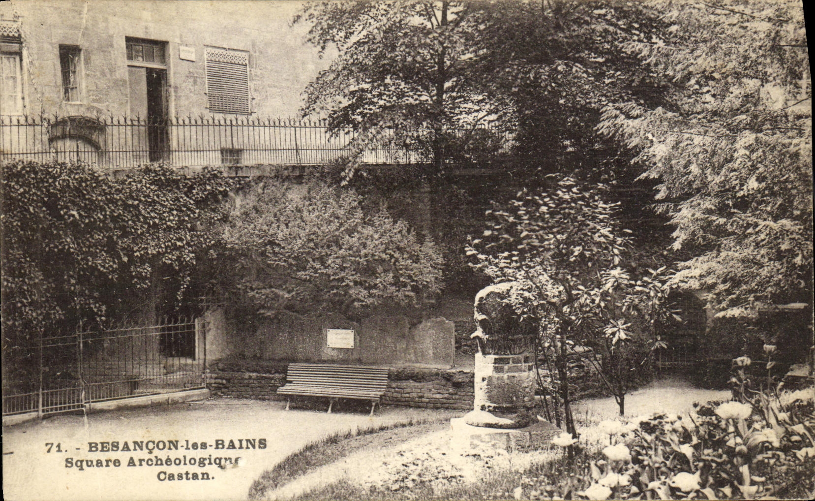 Besançon-les-Bains — Square Archéologique Castan — n°71