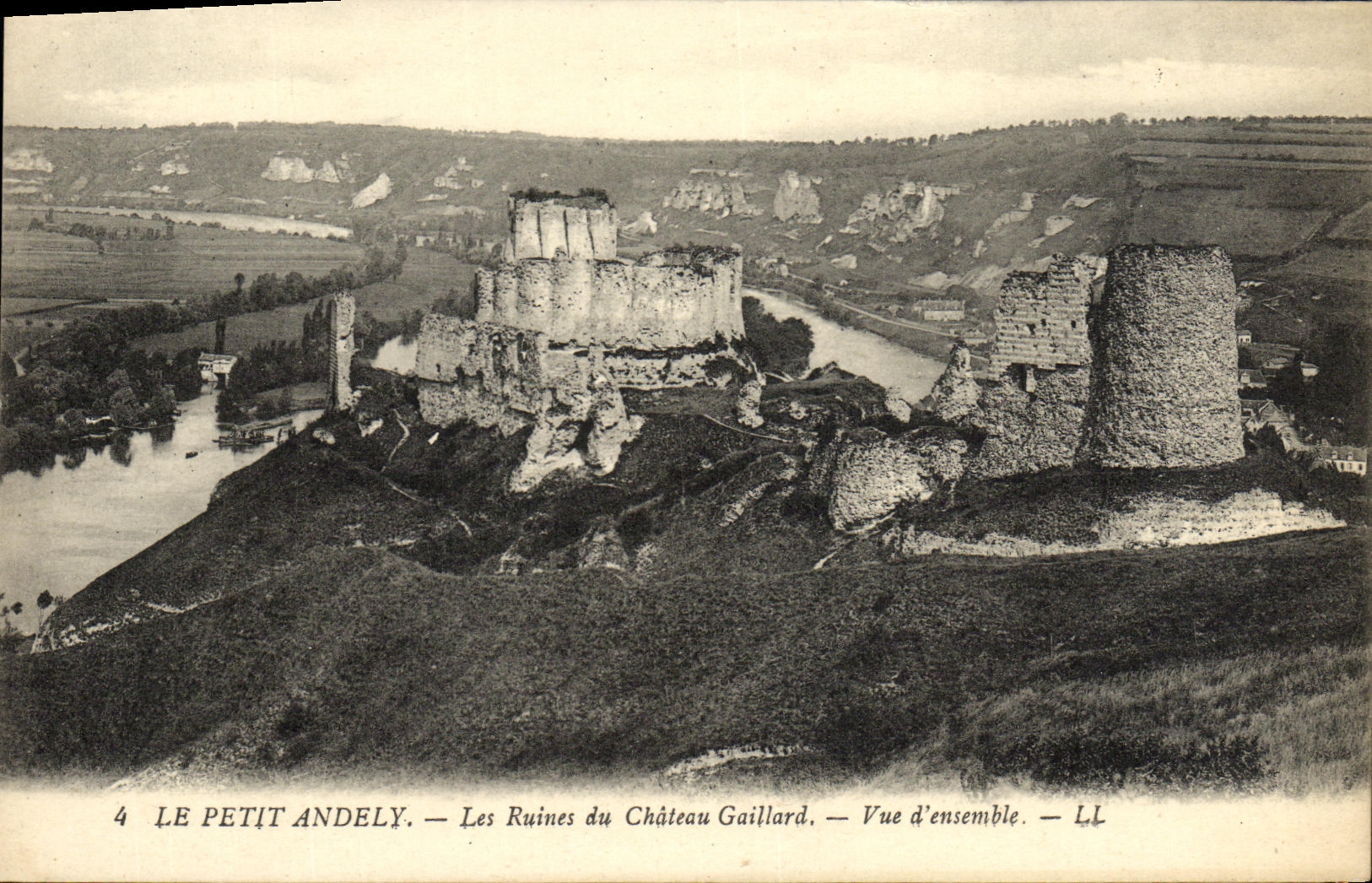 Le Petit Andely — Les Ruines du Château Gaillard — Vue d'ensemble — LL