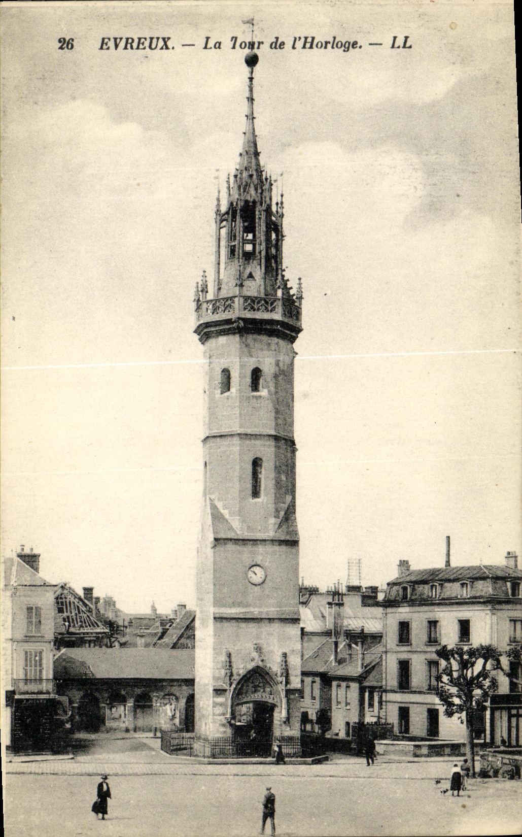 CPA Evreux La Tour de l Horloge