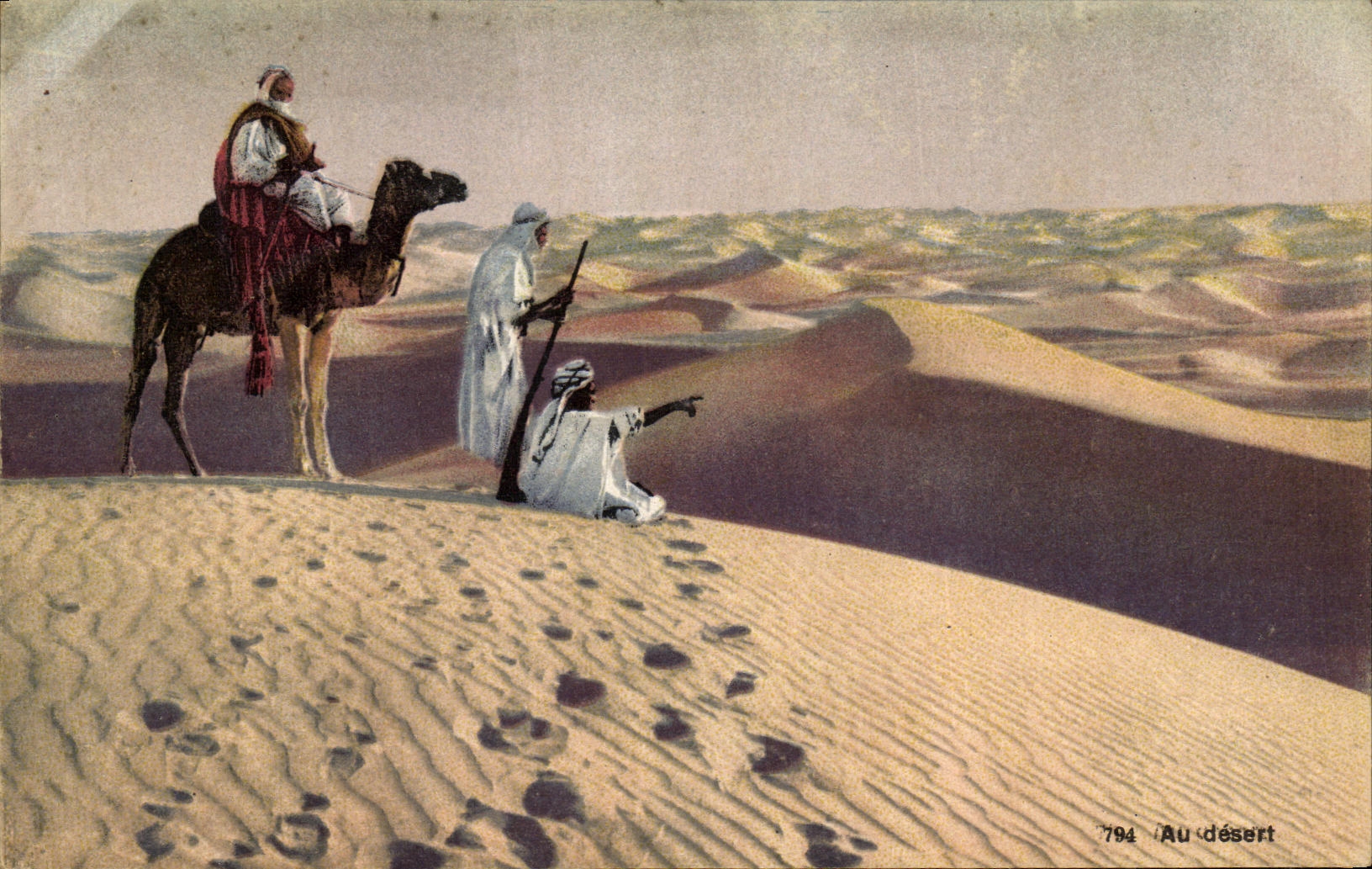 CPA Au desert Chameau Au dos Cachet Armee du levant Cavalerie 