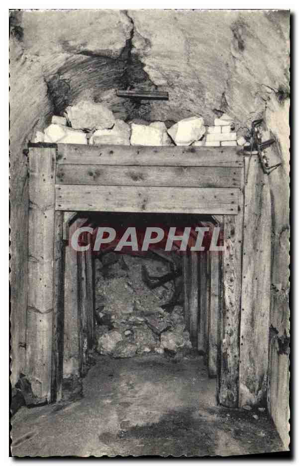 CPA Le Fort De Vaux Gaine eboulee conduisant a l observatoire nord Militaria