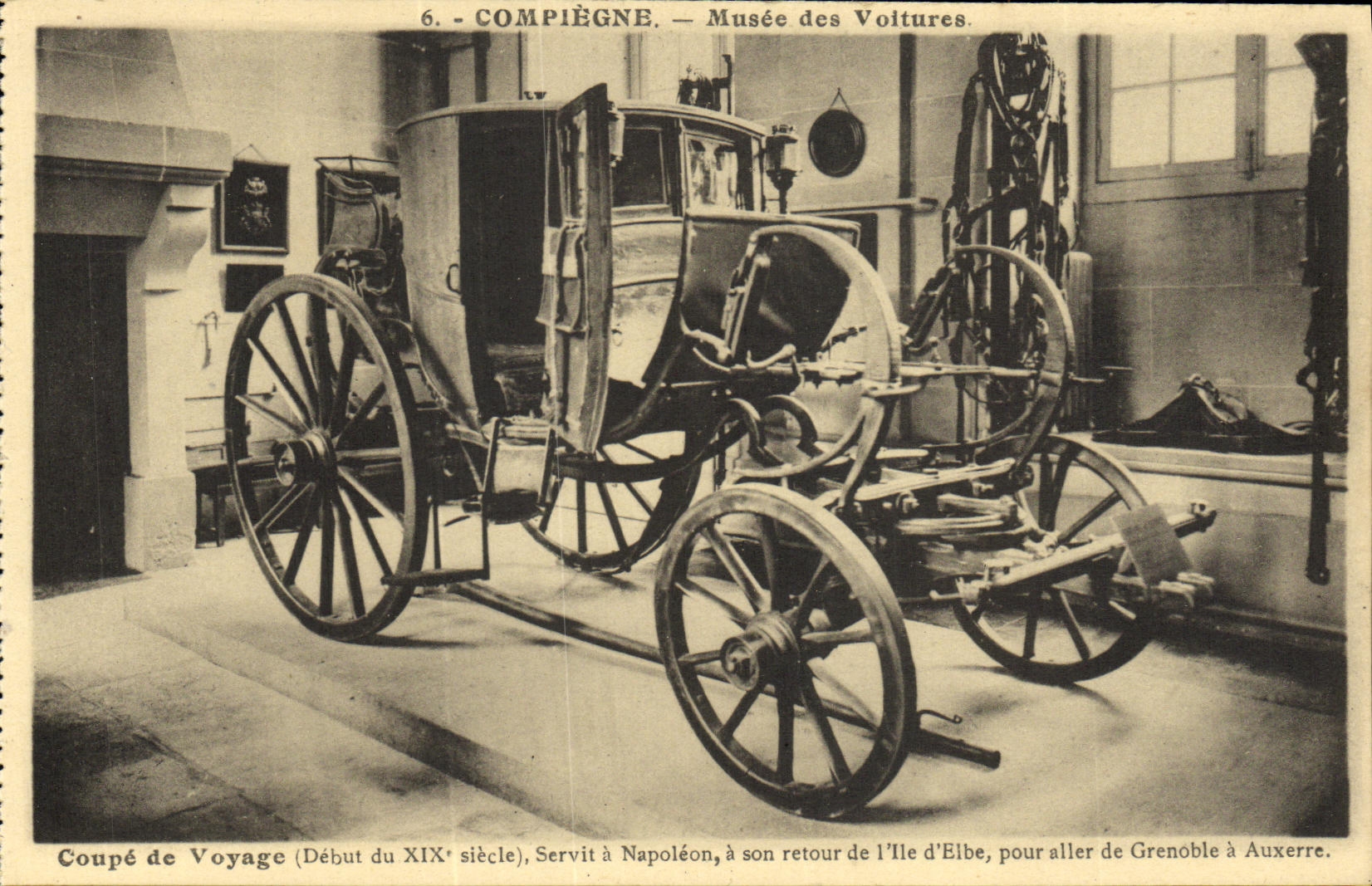 CPA Coupe de Voyage Servit a Napoleon a son retour de l lle Elbe pour aller de Grenoble a Auxerre