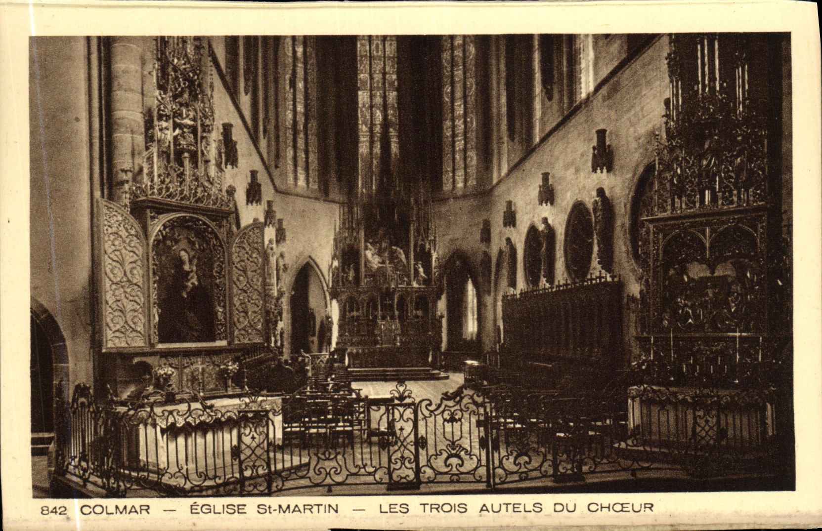 CPA Colmar Eglise St Martin Les Trois Autels Du Choeur
