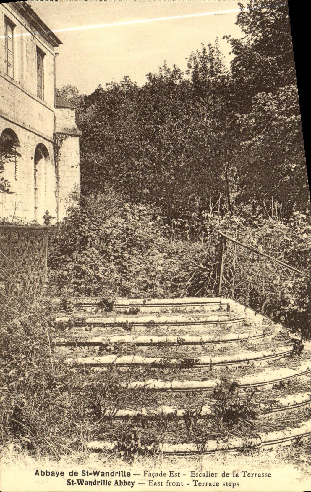CPA Abbaye de St Wandrille Facade Est Escalier de la Terrasse