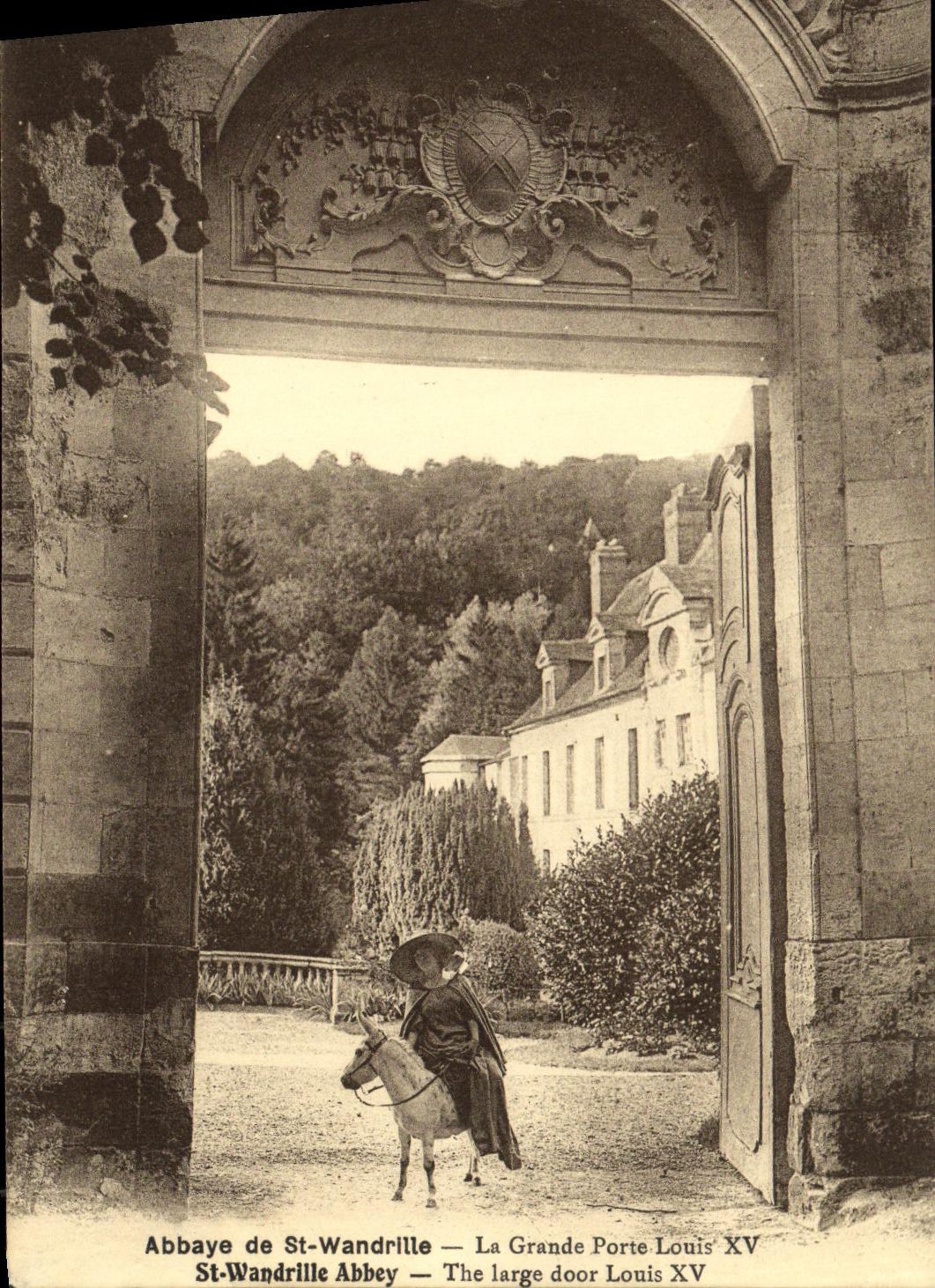 CPA Abbaye de St Wandrille La Grand Porte Louis XV
