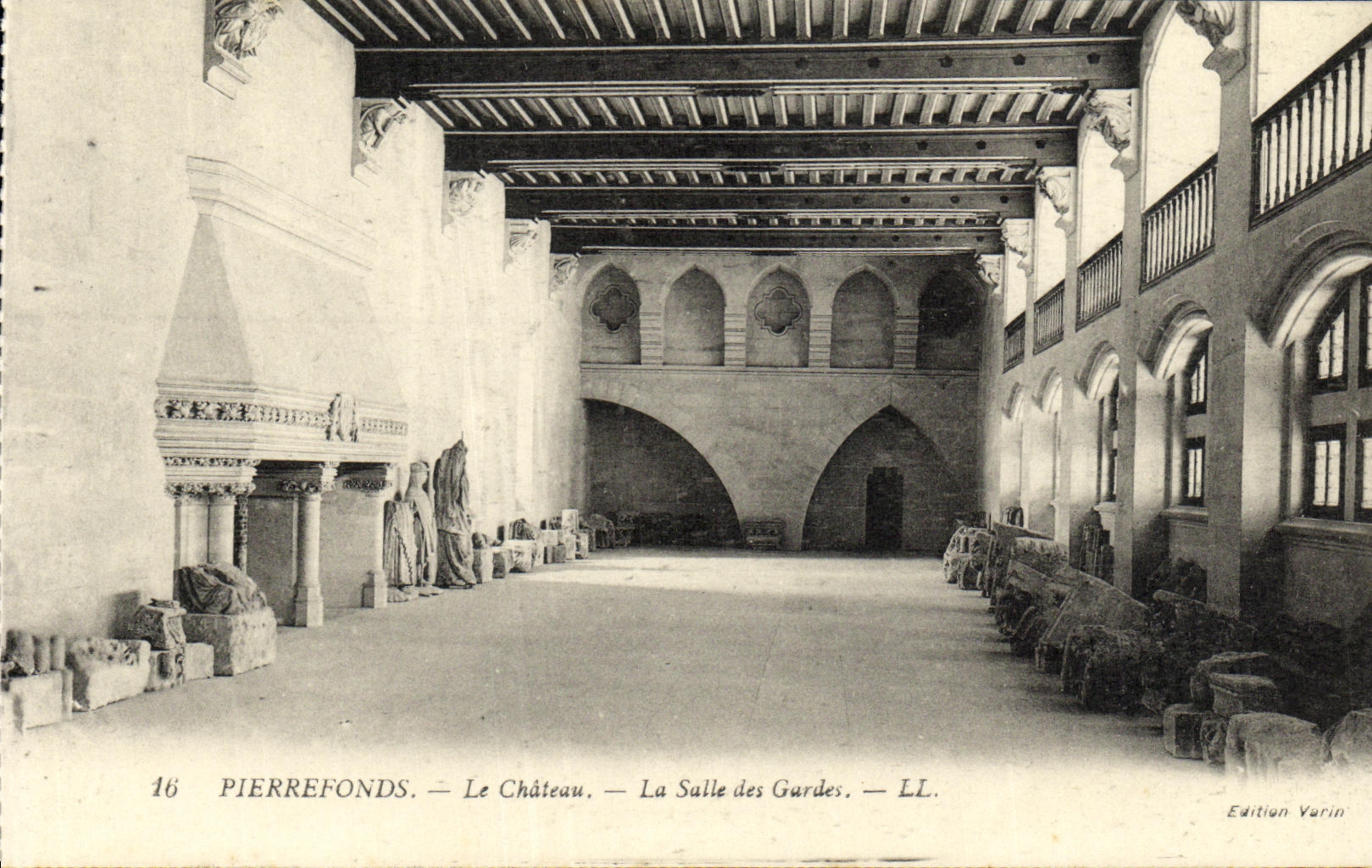 PierreFonds — Le Château — La Salle des Gardes — Édition Varin, n°16
