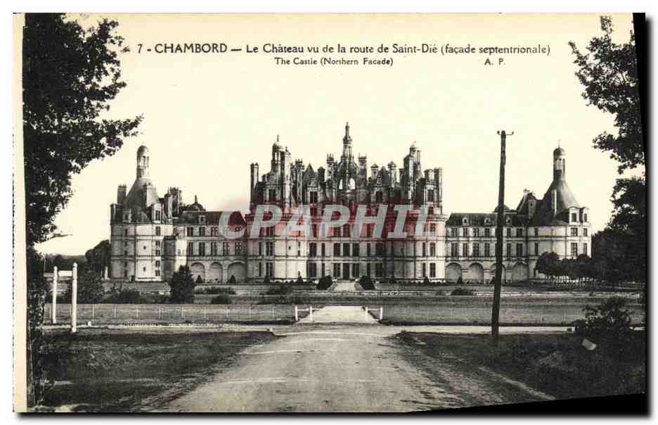 CPA Chateau de Chambord Vu de la Route de Saint Die 