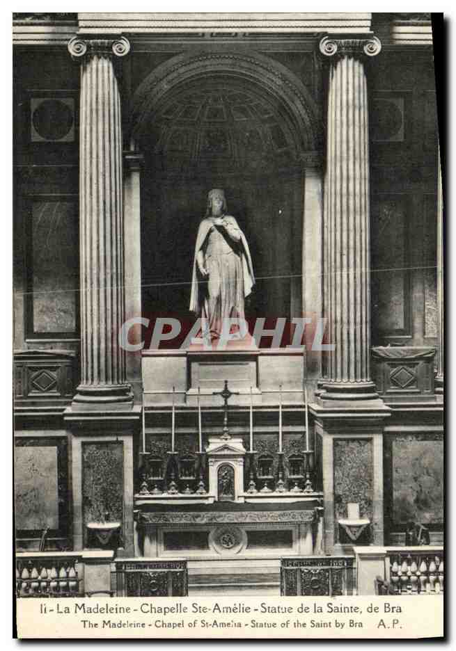 CPA La Madeleine Chapelle St Vincent de Paul Statue de la sainte Paris 
