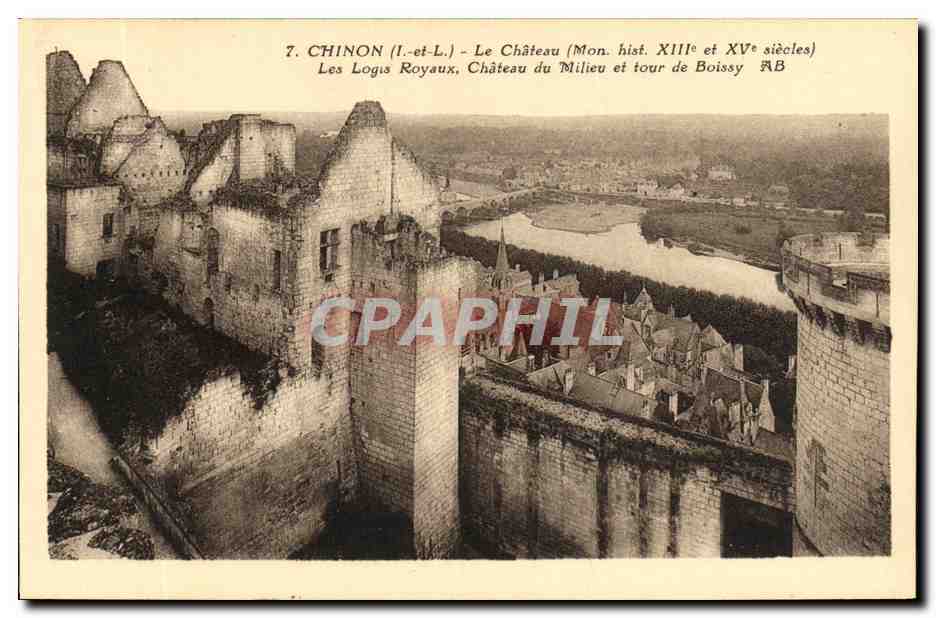 CPA Chinon Le Chateau Les Logis Royaux Chateau du Milieu et Tour de Boissy