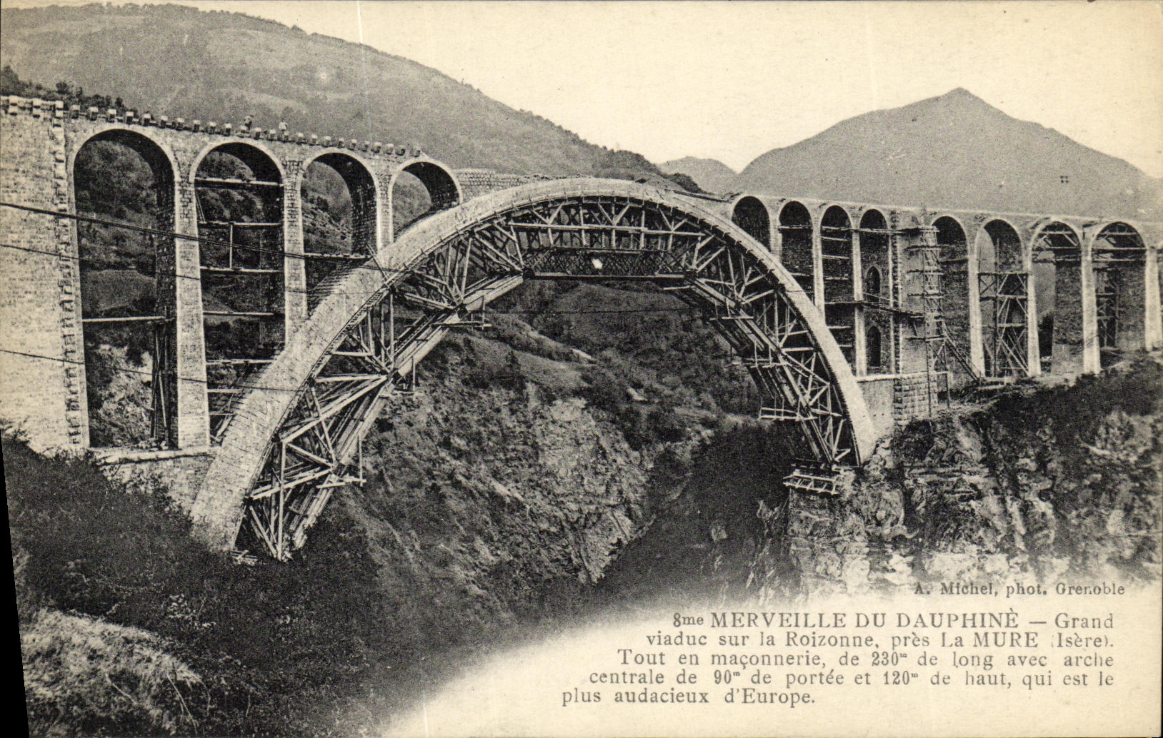 CPA Dauphine Merveille Du Grand viaduc sur la Roizonne pres la Mure Pont